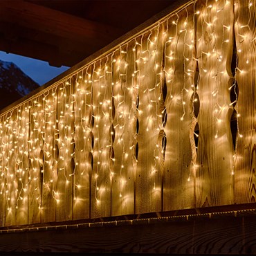 Eiszapfen-Lichterkette 3,5 x h 0,85 m, 432 LEDs warmweiß, weißes Kabel, erweiterbar
