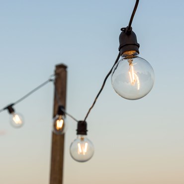 Guirlande Guinguette 8 m, 10 ampoules en verre Ø 8 cm, E27,  led blanc chaud, câble noir