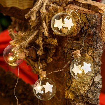 1,2m, 12 Glass Spheres with Stars Battery String Lights, Ø 40mm, Warm WhiteLEDs, Silver Metal Wire