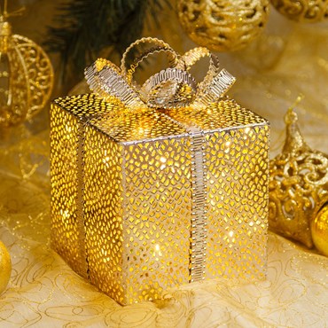Paquete regalo cúbico de metal color champagne h. 16,5cm, 20 led blanco cálido, a pilas