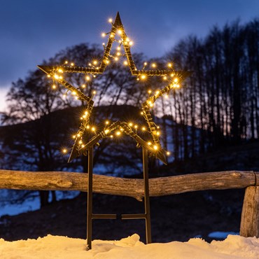 2D Gartendeko Stern, Ø 55 cm, mit abnehmbaren Erdspießen, 80 LEDs Warmweiß