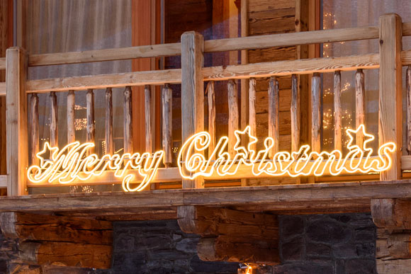 Weihnachtsbeleuchtung 2022 LED-Schriftzug Balkon