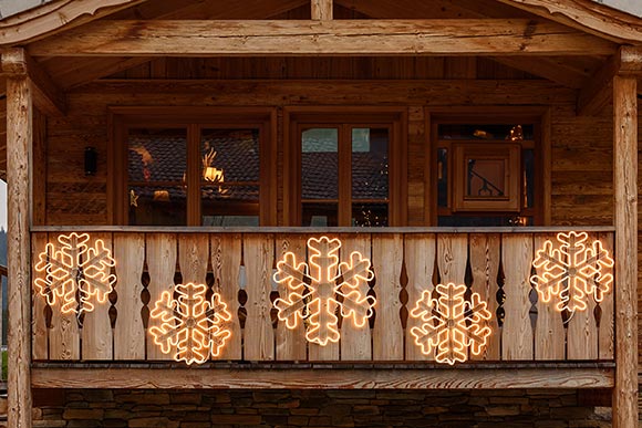 Weihnachtsbeleuchtung 2022 LED-Motive Balkon